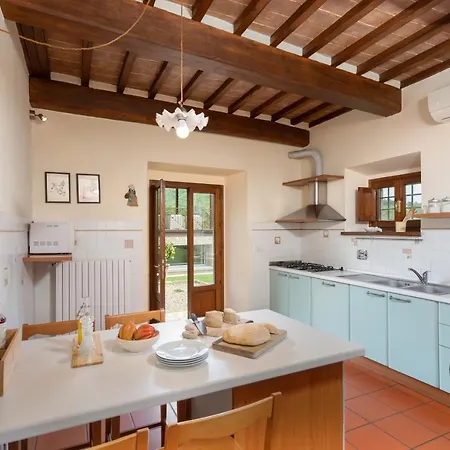 Alloggio per agriturismo Castelluccio - Arezzo, Toscana *